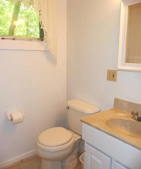 680 Kings Hwy — Photo 12