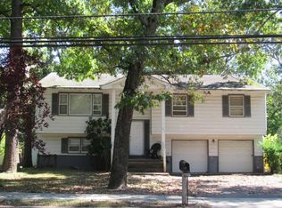 321 Miller Rd, Lakewood, NJ 08701