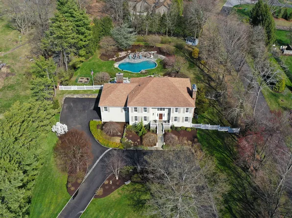 84 Nearwater Lane, Darien, CT 06820