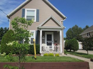 1025 S 23rd St, Manitowoc, WI 54220