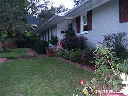 1st image of 13 Sherwood Dr