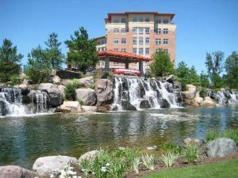 1st image of 100 Prairie Park Dr APT 705