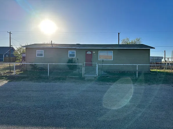 609 N Midland St, Goldsmith, TX 79741