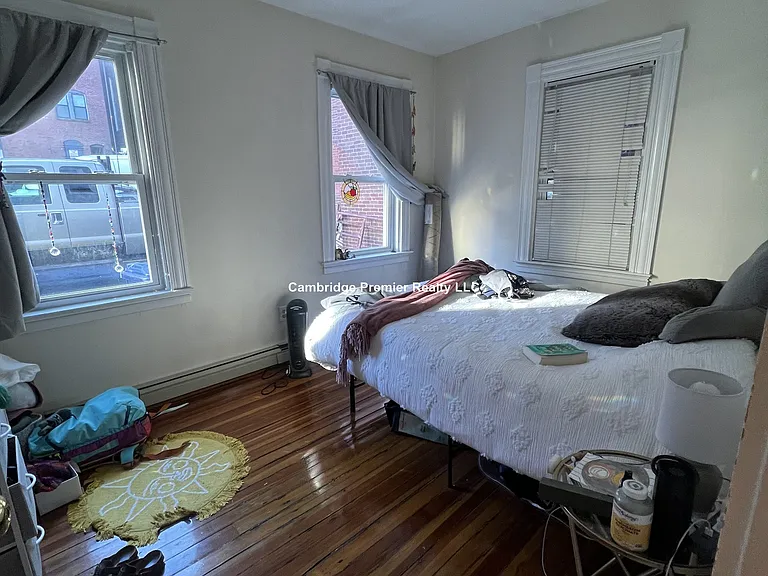 76 Gore St #1 — Photo 9