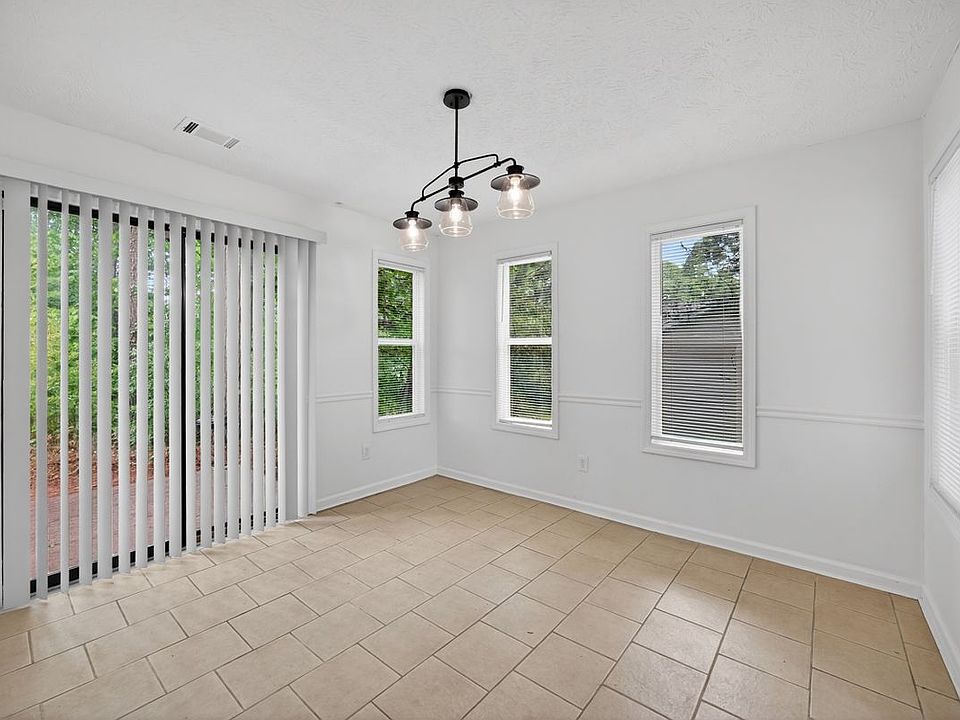 2nd image of 6898 Babbling Brook Dr