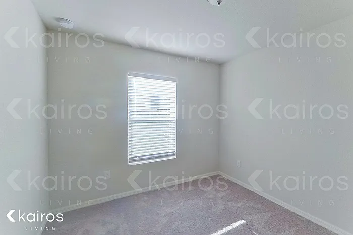 1247 Huntington St — Photo 8