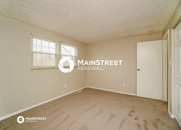 6710 Skywae Dr — Photo 10