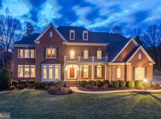 27651 Equine Ct, Chantilly, VA 20152