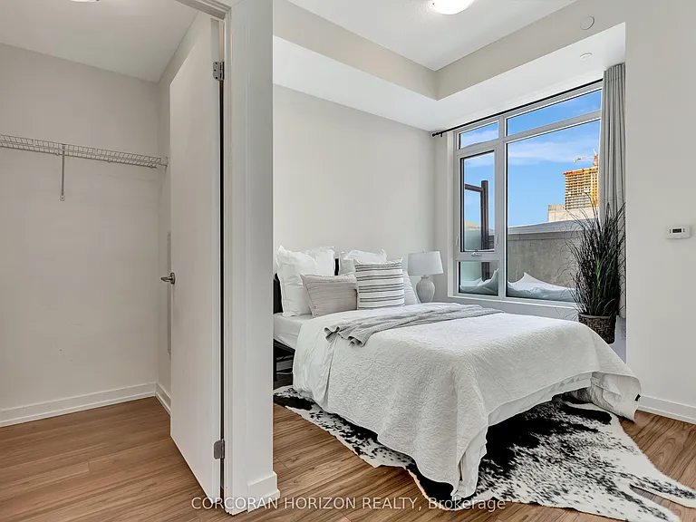 55 Duke St W #509 — Photo 20