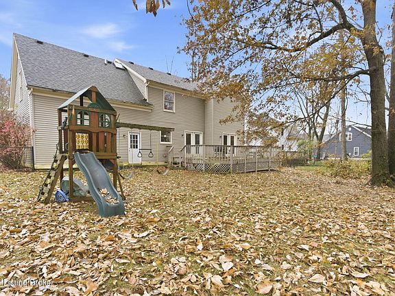 4th image of 7905 Deronia Ave