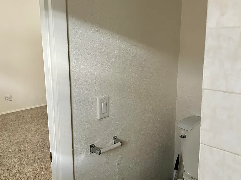 6162 Amberwoods Dr — Photo 14