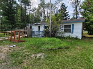 1675 Mendota Ln, Saint Helen, MI 48656