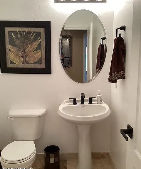 13612 W Windsor Blvd — Photo 35