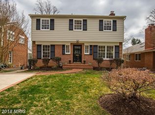 5808 Greenlawn Dr, Bethesda, MD