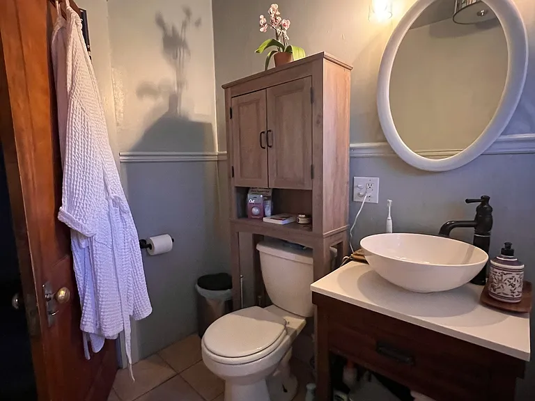 2370 Madison Ave #2 — Photo 12