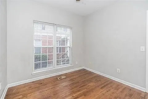 1651 Massachusetts Ave SW #12 — Photo 3