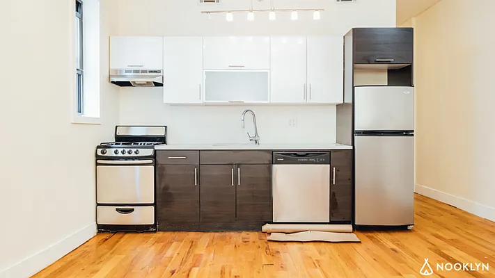 Rented by Nooklyn NYC LLC | media 2