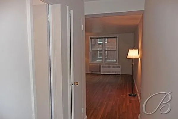 Rented by Bellmarc Realty | media 18