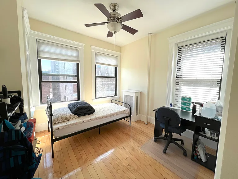 75 Burbank St #401 — Photo 3