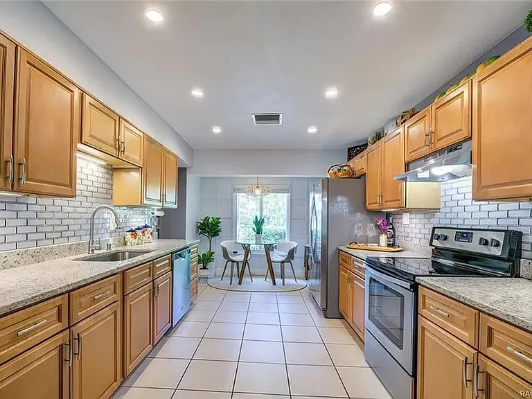 1286 N Seagull Point — Photo 3