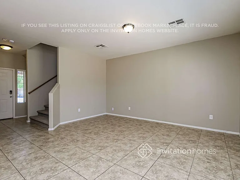 5814 S 11th St — Photo 4