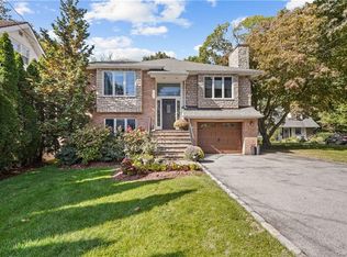131 Walworth Ave, White Plains, NY 10606