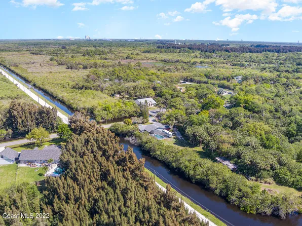 415 E Crisafulli Rd, Merritt Island, FL 32953