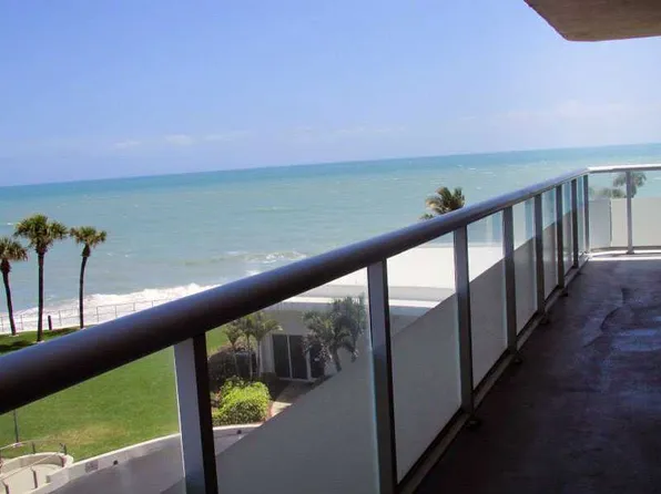 3554 Ocean Dr, Vero Beach, FL 32963