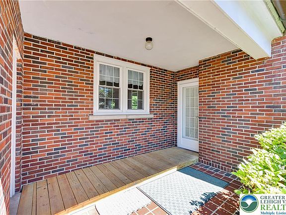 4th image of 2230 Kemmerer St