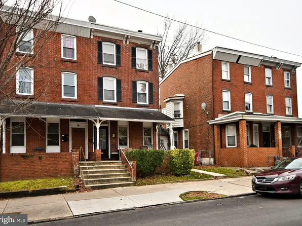 830 W Marshall St, Norristown, PA 19401