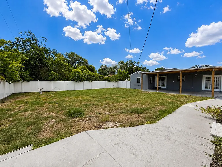 3815 W North B St — Photo 20