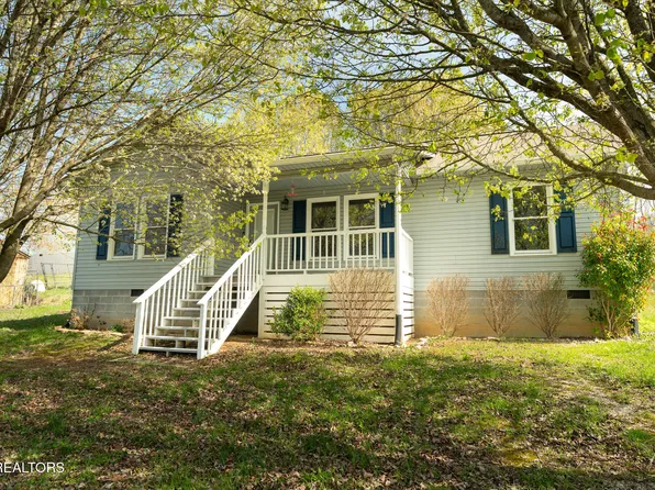 109 Miles Ln, La Follette, TN 37766