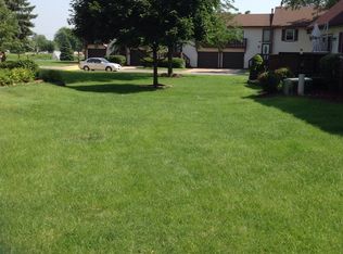 7727 W Douglas Ct, Frankfort, IL 60423