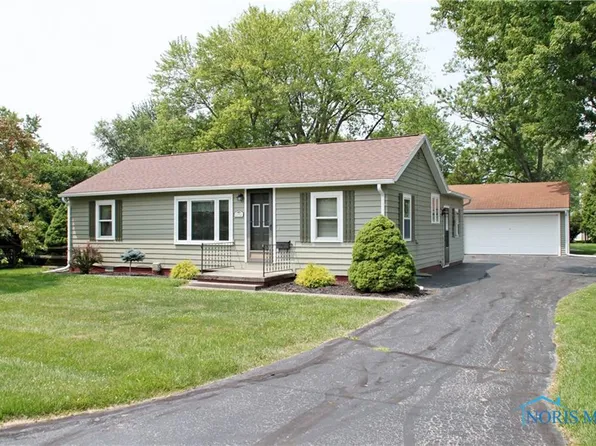112 S Church St, Haskins, OH 43525