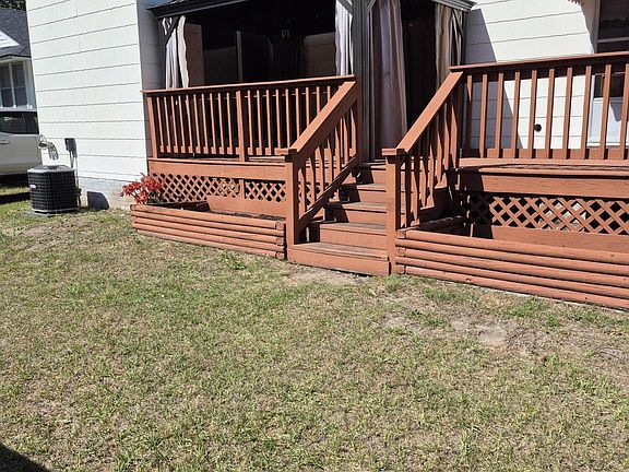 2nd image of 2623 Woodlawn Ave