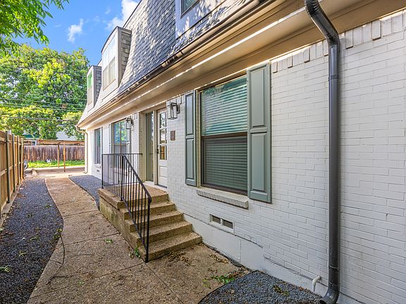 2nd image of 3438 McFarlin Blvd #103