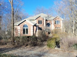 15 Morgan Creek Ct, Oswego, IL 60543