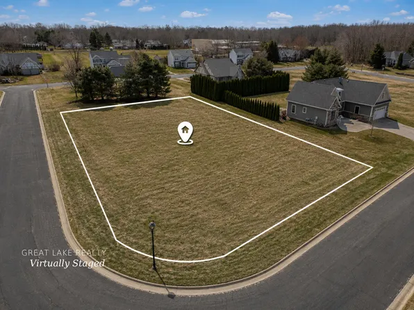 471 Wittenberg Path, Saint Joseph, MI 49085
