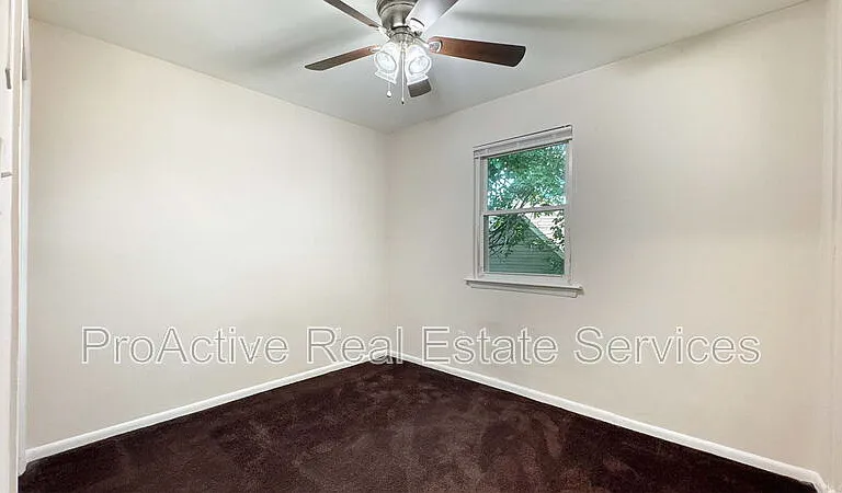 312 Ashlawn Dr #3 — Photo 10