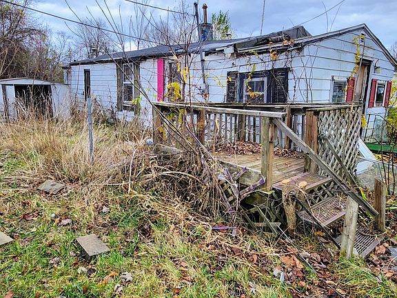 2nd image of 1724 Plimpton Ave