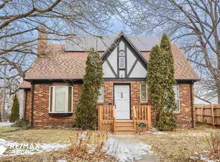 401 Burroughs Ave, Flint, MI 48507