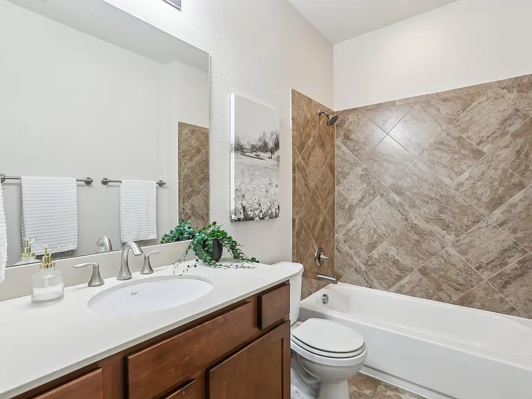 2228 Hilltop Climb Dr — Photo 5