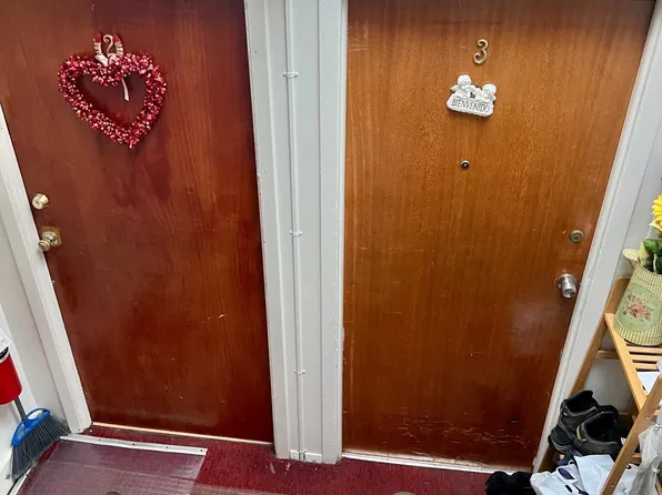 1815 Kerrigan Avenue image 11 of 14