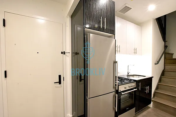 Rented by null | media 2