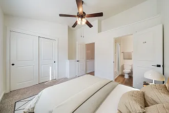 Country Lane Townhomes — Photo 39