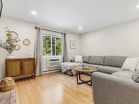 3rd image of 10 Erick Rd APT 42