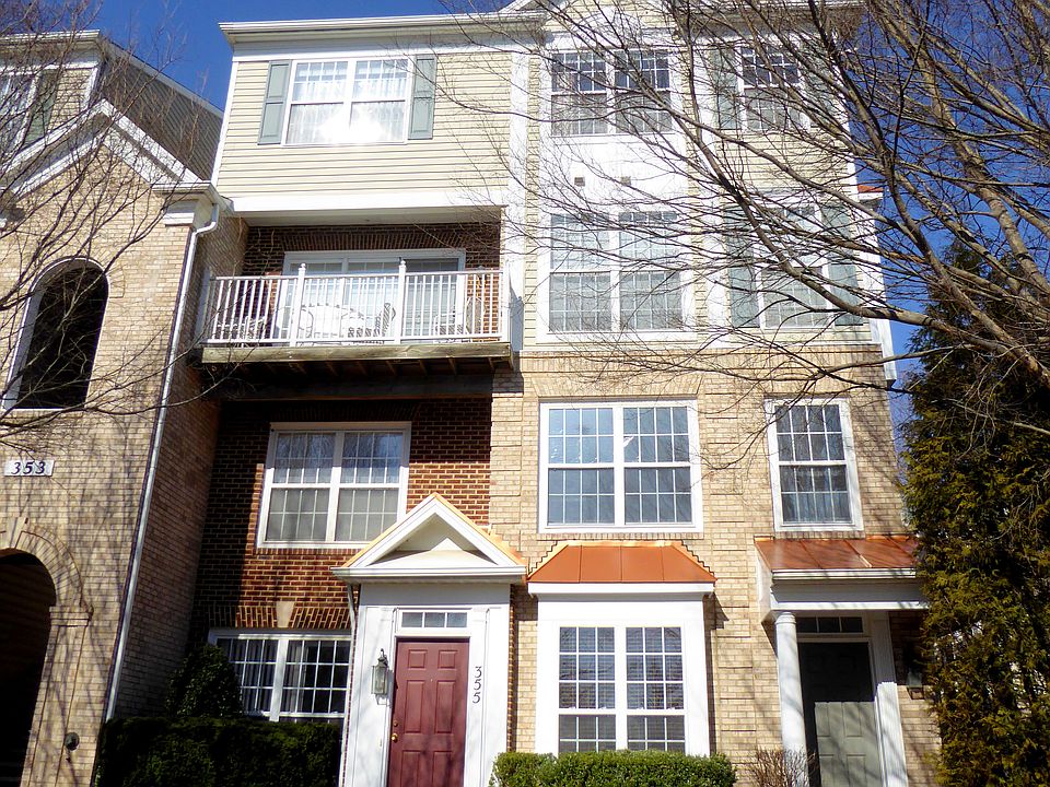 1st image of 357 Fallsgrove Dr