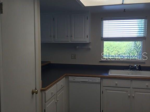 4th image of 8813 Bay Pointe Dr Unit C204