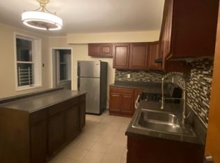 396 Chestnut St FLOOR 2, Newark, NJ 07105