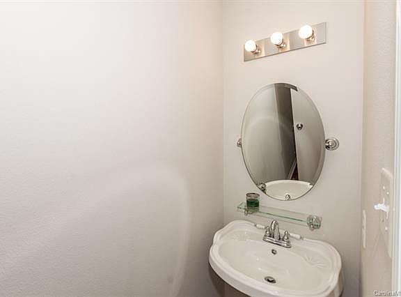5th image of 6539 Brushwood Dr
